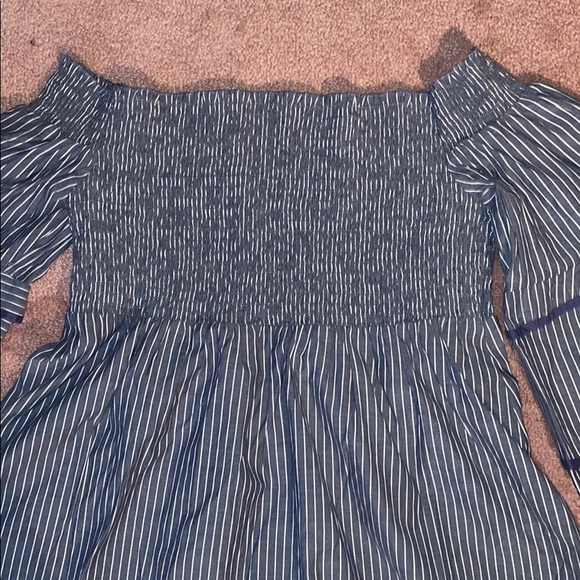 American Eagle Striped Off the Shoulder top - Picture 2 of 4